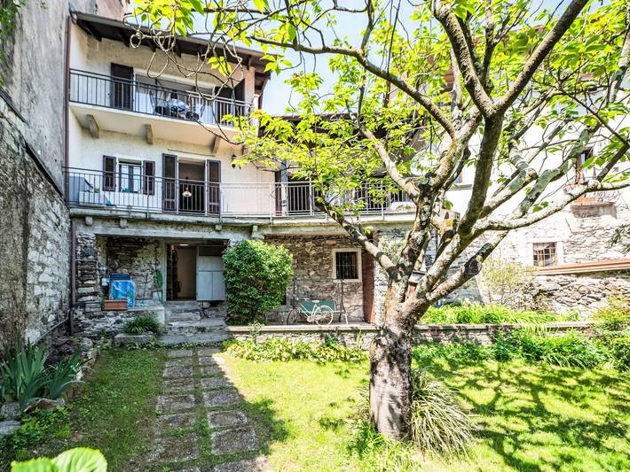 Villa für 5 Personen, mit Balkon