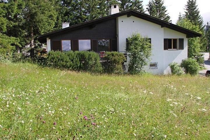 Ferienhaus für 6 Personen, mit Terrasse und Garten in Valbella