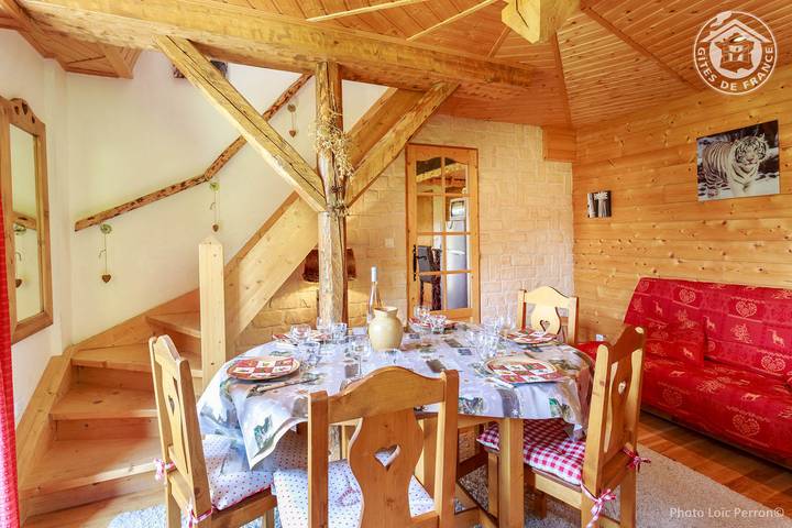 Gîte pour 6 personnes, avec jardin à Albiez-Montrond - 4