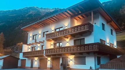 Hütte für 3 Personen, mit Balkon, kinderfreundlich im Pitztal