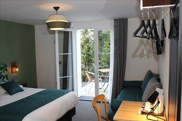 Hôtel pour 2 personnes, avec jardin dans La Vaupalière - 4