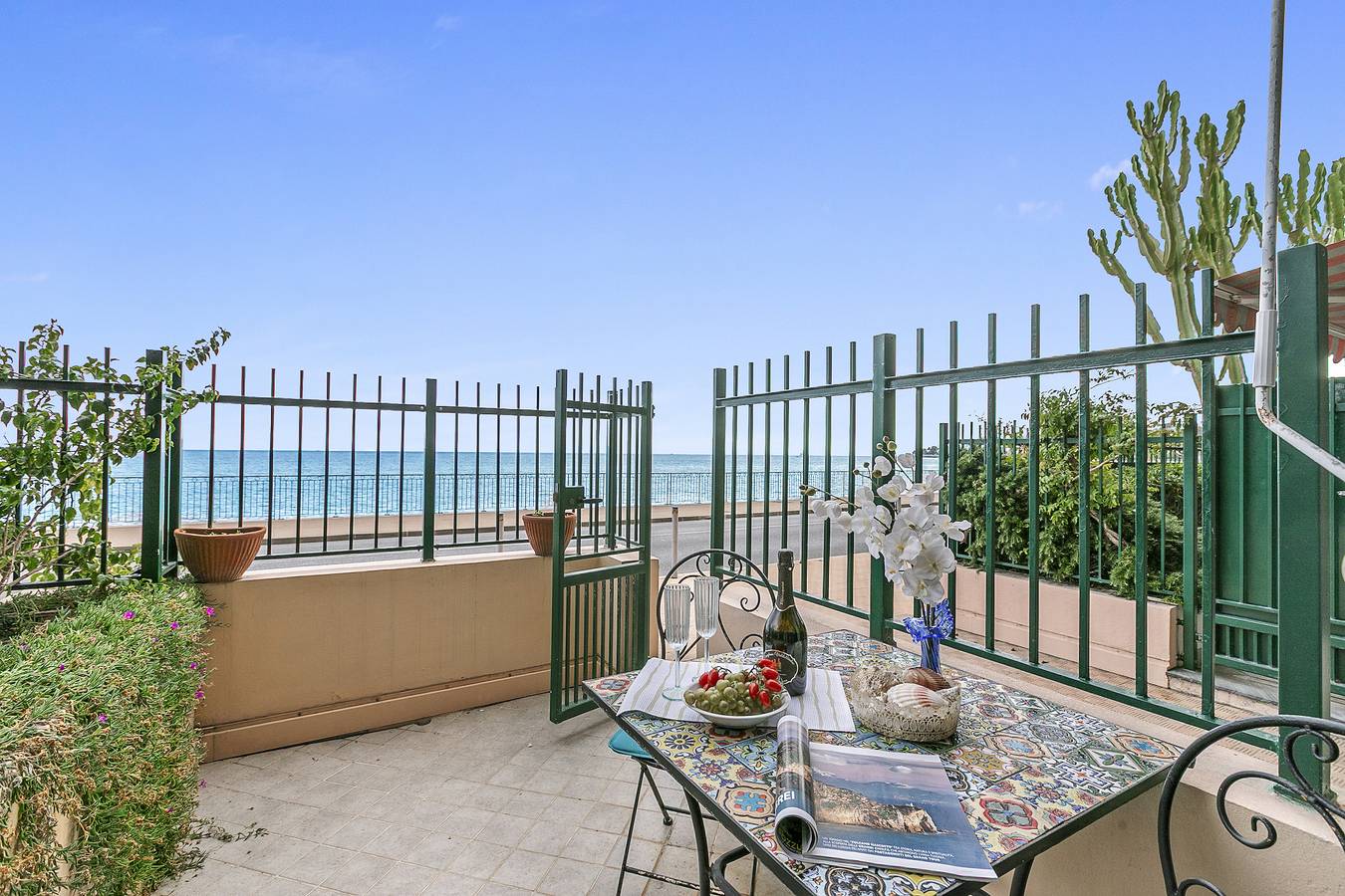Appartement entier, Studio Du Soleil in Menton, Région de Nice