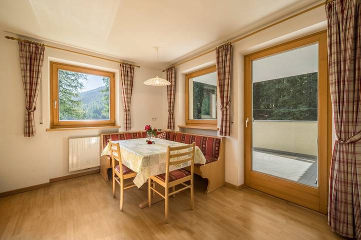 Ferienwohnung für 4 Personen, mit Balkon und Garten sowie Sauna, mit Haustier - 1