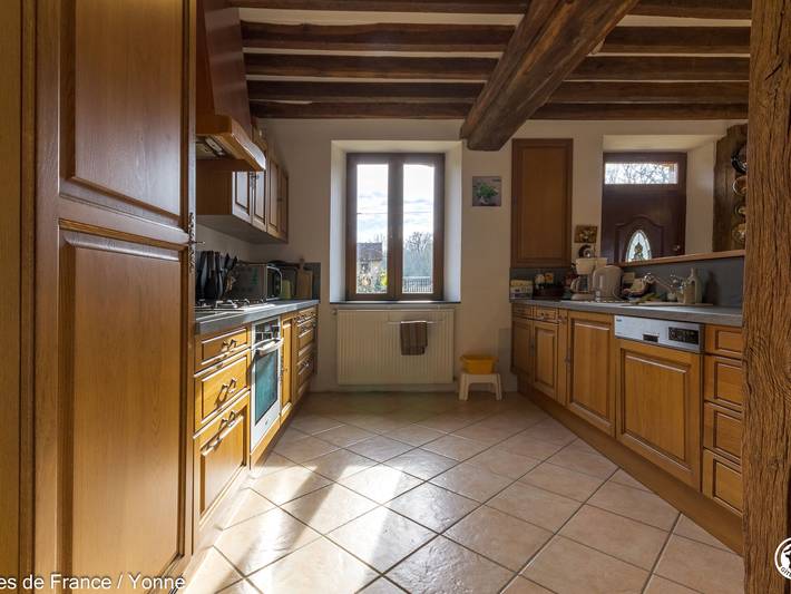 Geräumiges Landhaus mit 4 Schlafzimmern in der Puisaye in Charny-Orée-de-Puisaye, Auxerre und Umgebung