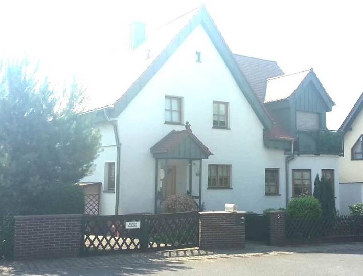 Ferienwohnung für 2 Personen, mit Balkon und Terrasse sowie Ausblick in Rödermark - 2