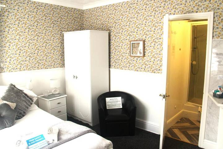 Bed and breakfast for 2 people, with Terrace and Garden as well as View in Skegness