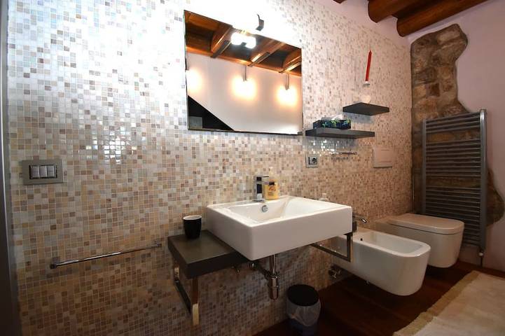 Ganze Wohnung, Apartment in einem alten Dorf von 1600 im Regionalpark der Euganeischen Hügel in Teolo, Euganeische Hügel