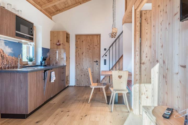 Hel lejlighed, Apartment "Guntschöllerhof Rotwand" with Mountain View, Wi-Fi, Balcony & Garden in Aica di Sopra, Völs am Schlern