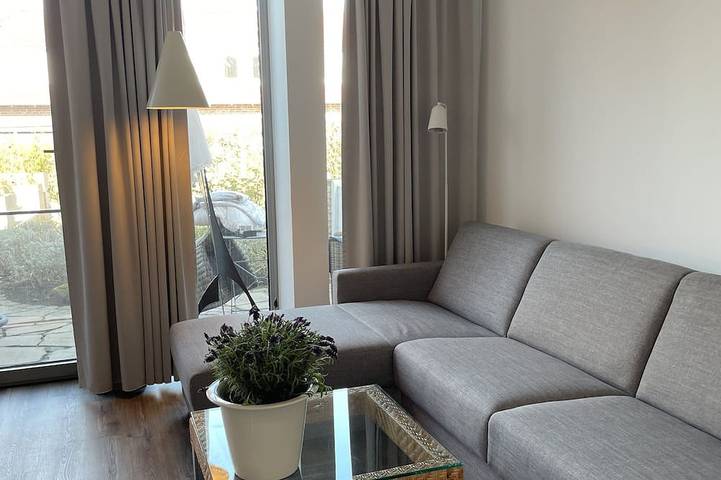 Ganze Wohnung, Tolles Ein-Raum-Apartment direkt am Greetsieler Hafen in Greetsiel, Krummhörn