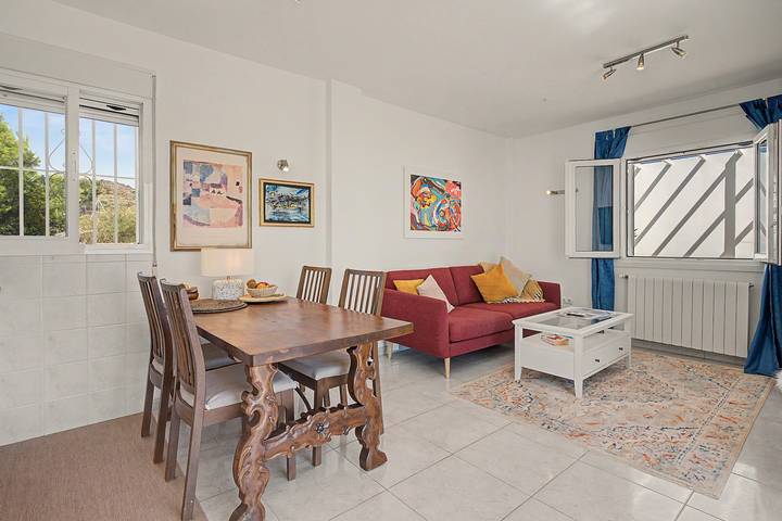 Entire apartment, Panoramic Views Apartment Near Coast & Nature with Sea Views in Vélez-Málaga, Cordillera Penibética