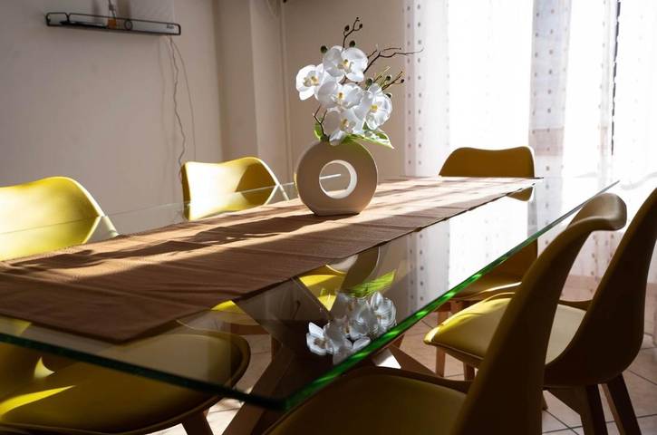 Gîte pour 7 personnes, avec vue et terrasse, animaux acceptés à Tirano - 2