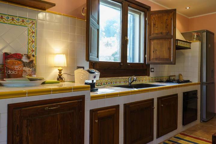 Location de vacances pour 6 personnes, avec piscine ainsi que vue et jardin, animaux acceptés à Francavilla di Sicilia - 4