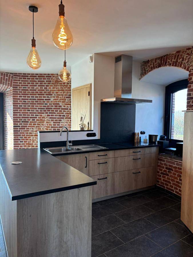 Location de vacances pour 6 personnes, avec terrasse ainsi que vue et jardin à Pecq - 4