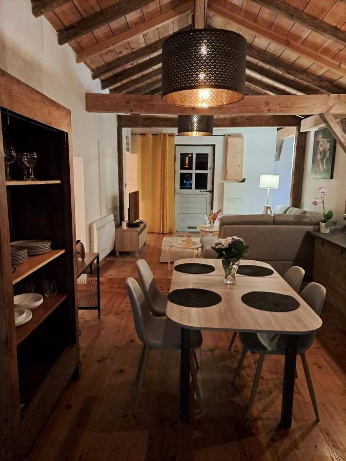 Gîte pour 4 personnes, avec jardin ainsi que vue et terrasse à Campagne (Landes)