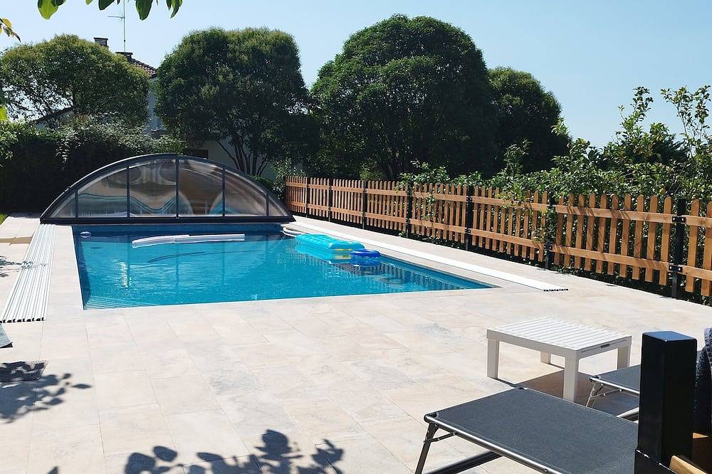 Heated Swimming Pool (all year round) 2 km Ñora beach, 9 Gijón- barbecue, fireplace in Quintueles, Villaviciosa