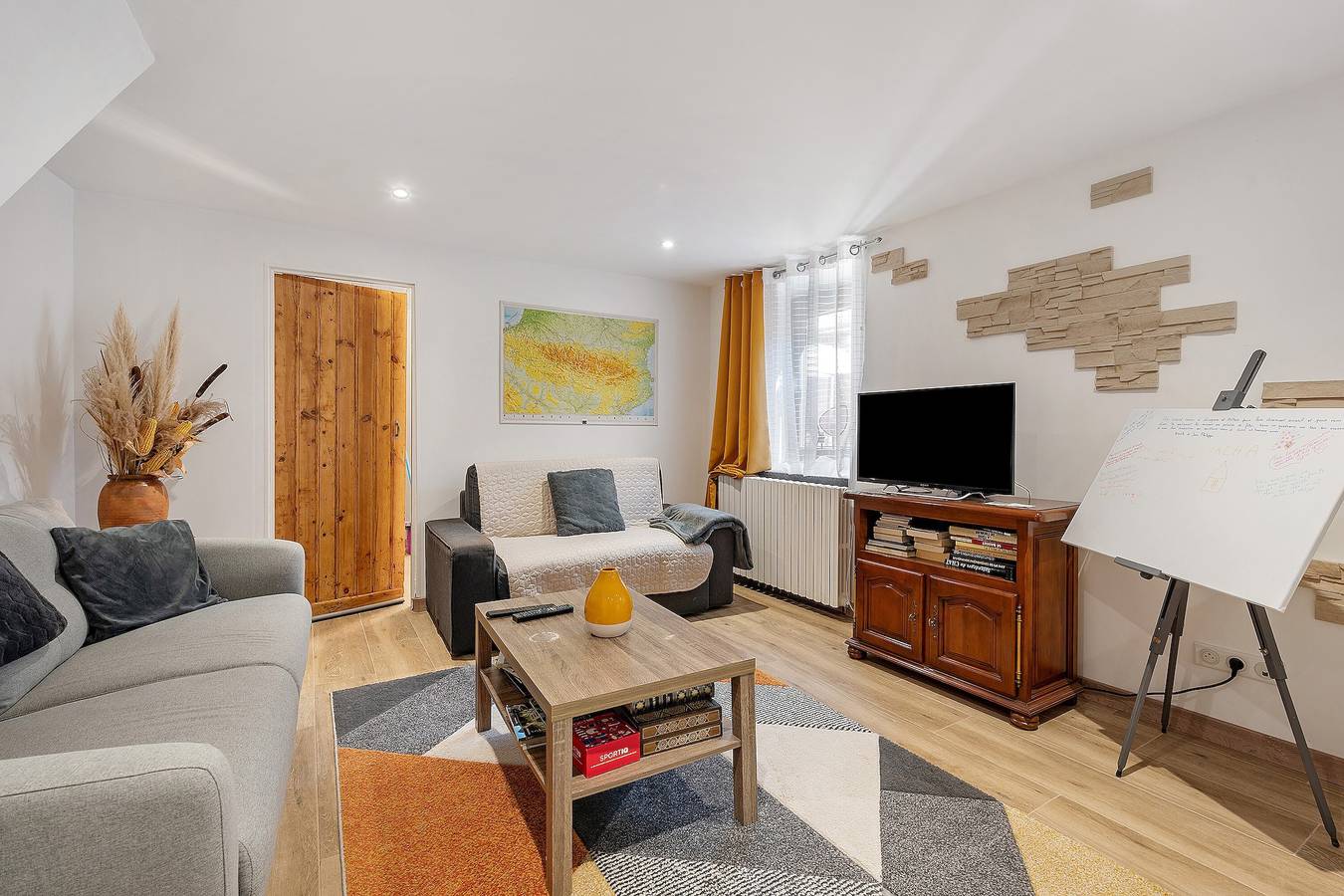 Les Écrins de Campan : vue montagne, terrasse privée ,parking privé, Wi-Fi in Campan, Hautes-Pyrénées