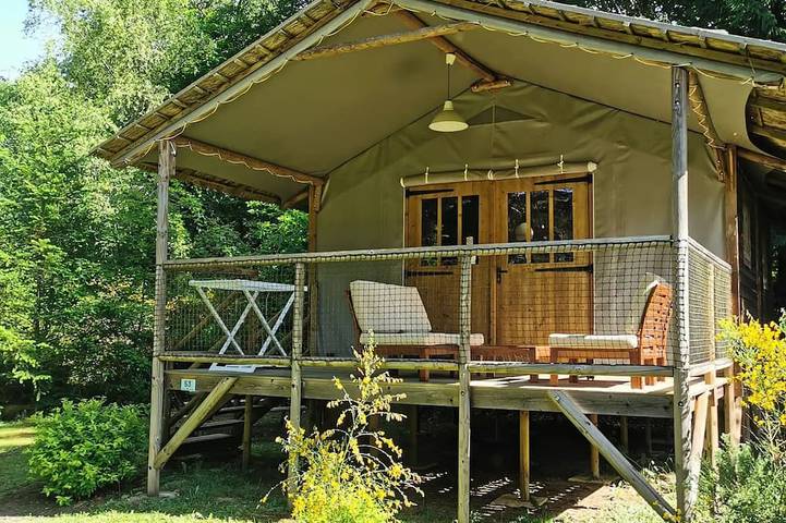 Blockhütte für 5 Personen, mit Terrasse und Pool - 1