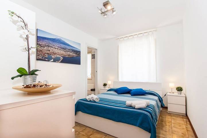 Appartamento per 6 persone, con giardino e piscina in Riposto