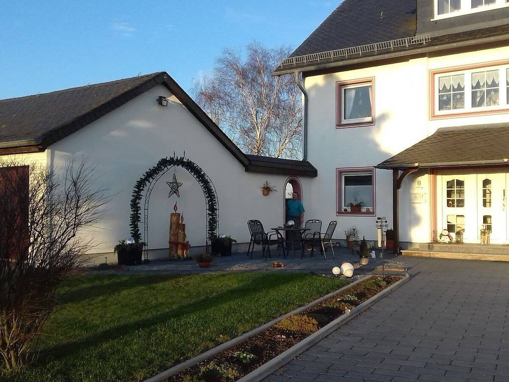 Ferienwohnung mit 1 Schlafzimmer in Mörsdorf, Moseleifel