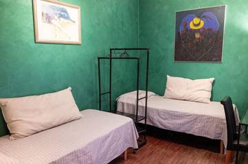 Maison d’hôte pour 3 personnes, avec terrasse dans Ostie