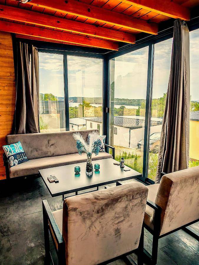 Camping für 5 Personen, mit Balkon und Ausblick auf Lošinj