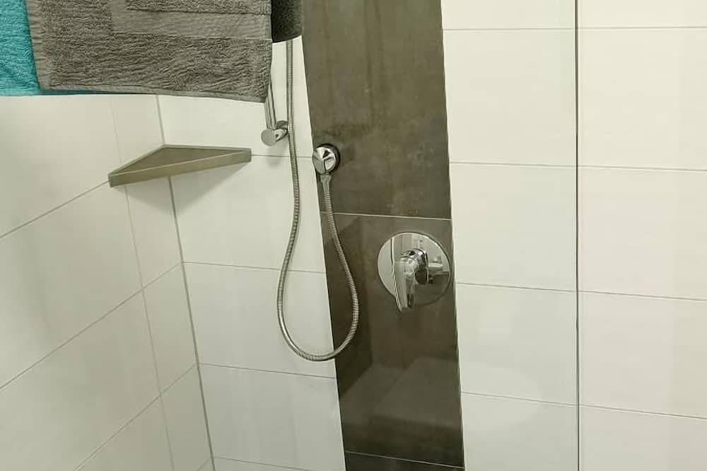Ganze Wohnung, Helle und gemütlich eingerichtet Ferienwohnung (56 qm) mit voll ausgestatteter Küche in Maroldsweisach, Landkreis Haßberge