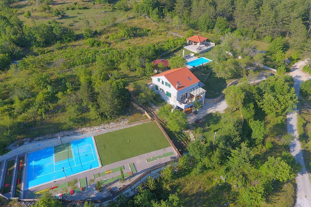 Casa vacanza a Općina Muć a partire da 309€ a notte