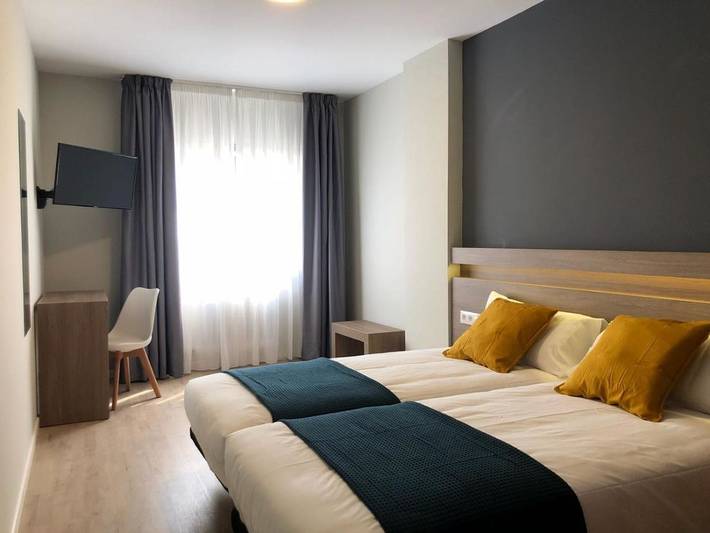 Hotel para 2 pessoas - 1