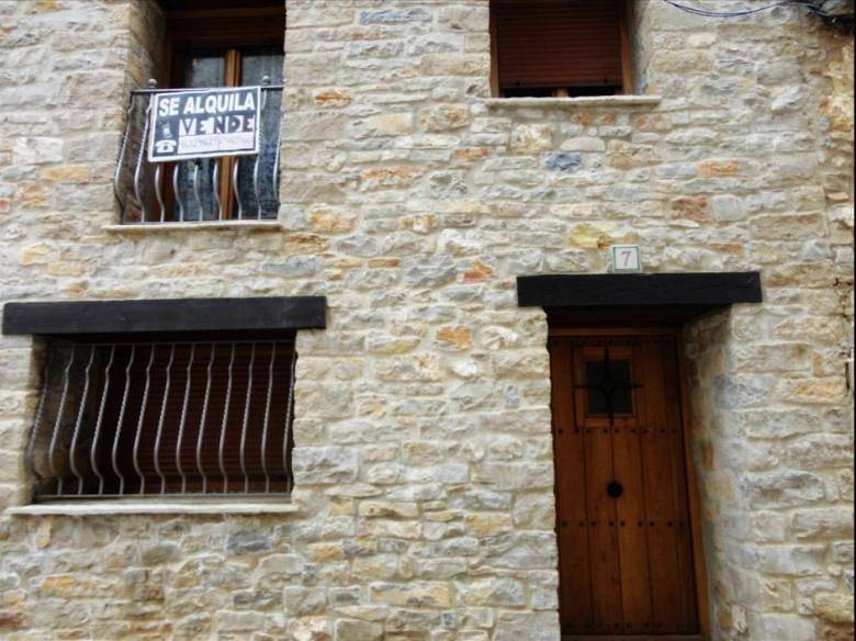 Apartamento entero, Two-Bedroom Apartment in Valdelinares, Provincia de Teruel