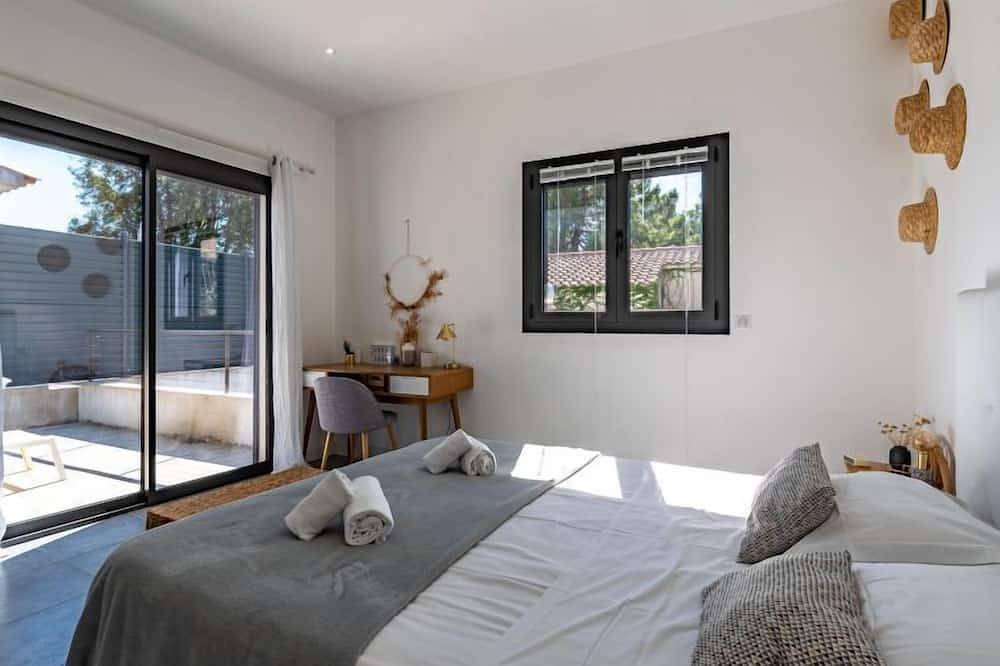 St Cyprien Plage by Interhome in San Ciprianu, Lecci