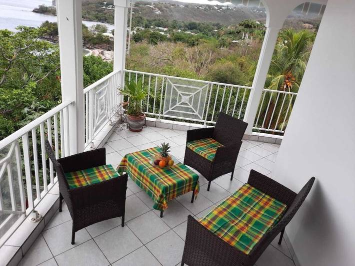 Gemütliches Haus mit Meerblick in Deshaies + Terrasse in Plage de Ferry, Deshaies