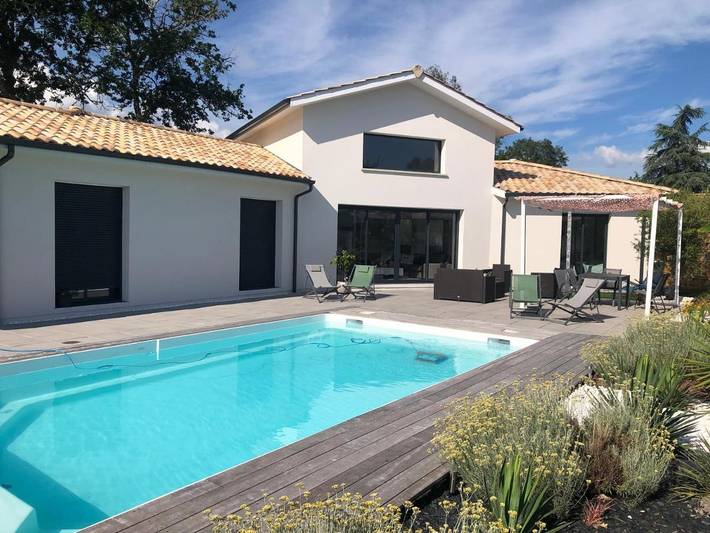 Chalet para 8 personas, con piscina y jardín - 1