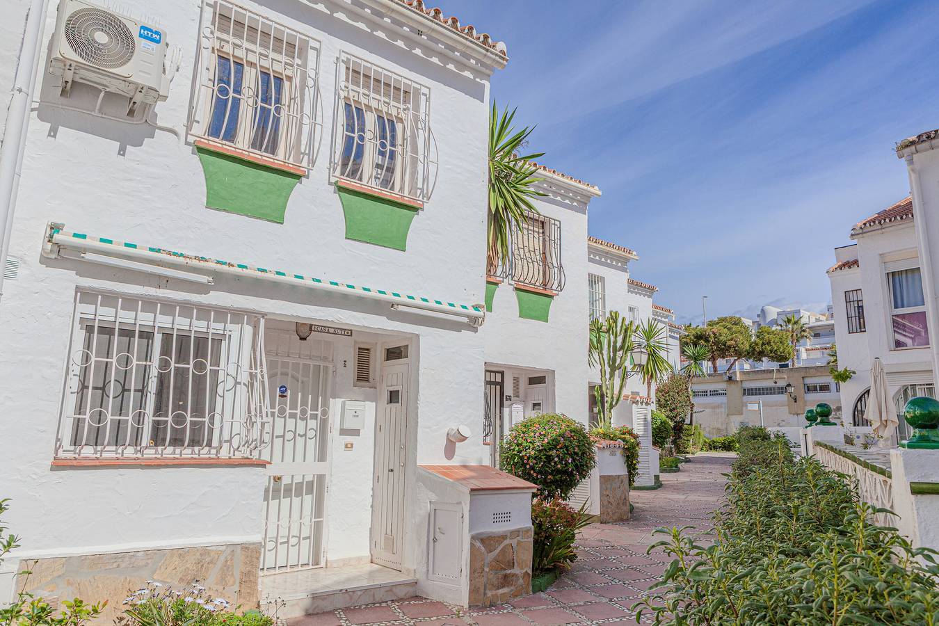 Ferienhaus Casa Nutt nahe dem Meer, Wlan und Klimaanlage in Torrox Costa, Torrox