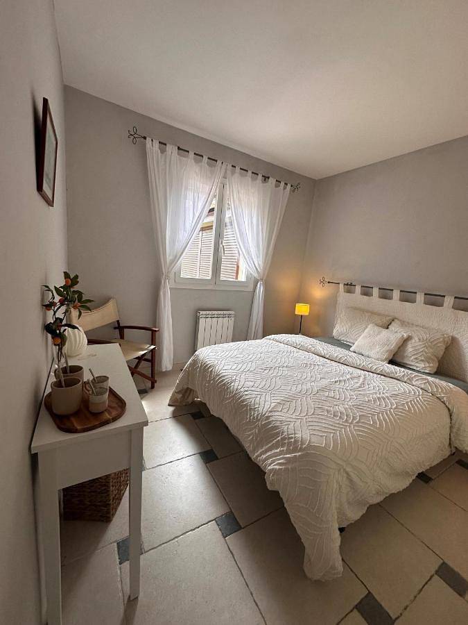 Chambre d’hôte pour 2 personnes, avec Terrasse ainsi que Jardin et Vue à Penta-di-Casinca