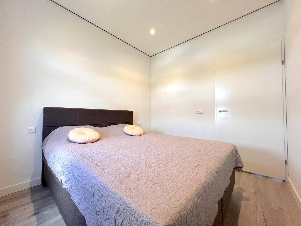 Geheel appartement, Luxe appartement met uitzicht op het water in Maasbommel, Betuwe