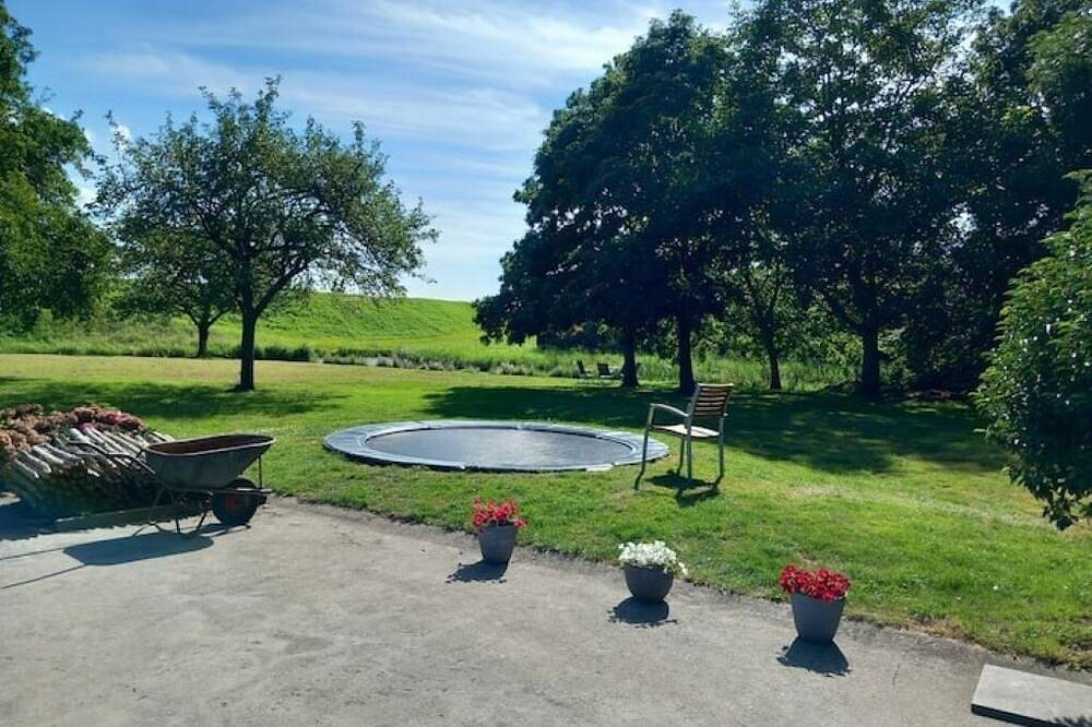 Luxury Family House | Lake & Mill Views, Close to Beach in Hoorn, Markermeer