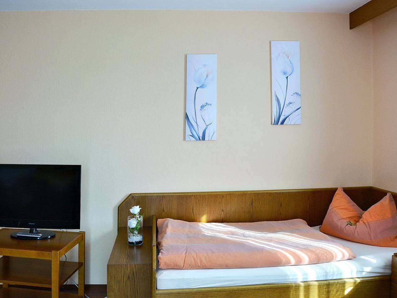 Ganze Ferienwohnung, Haus Erna - Appartement 6 in Bad Wildungen, Waldecker Land