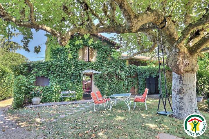 Casa de huéspedes para 5 personas, con piscina y jardín - 1