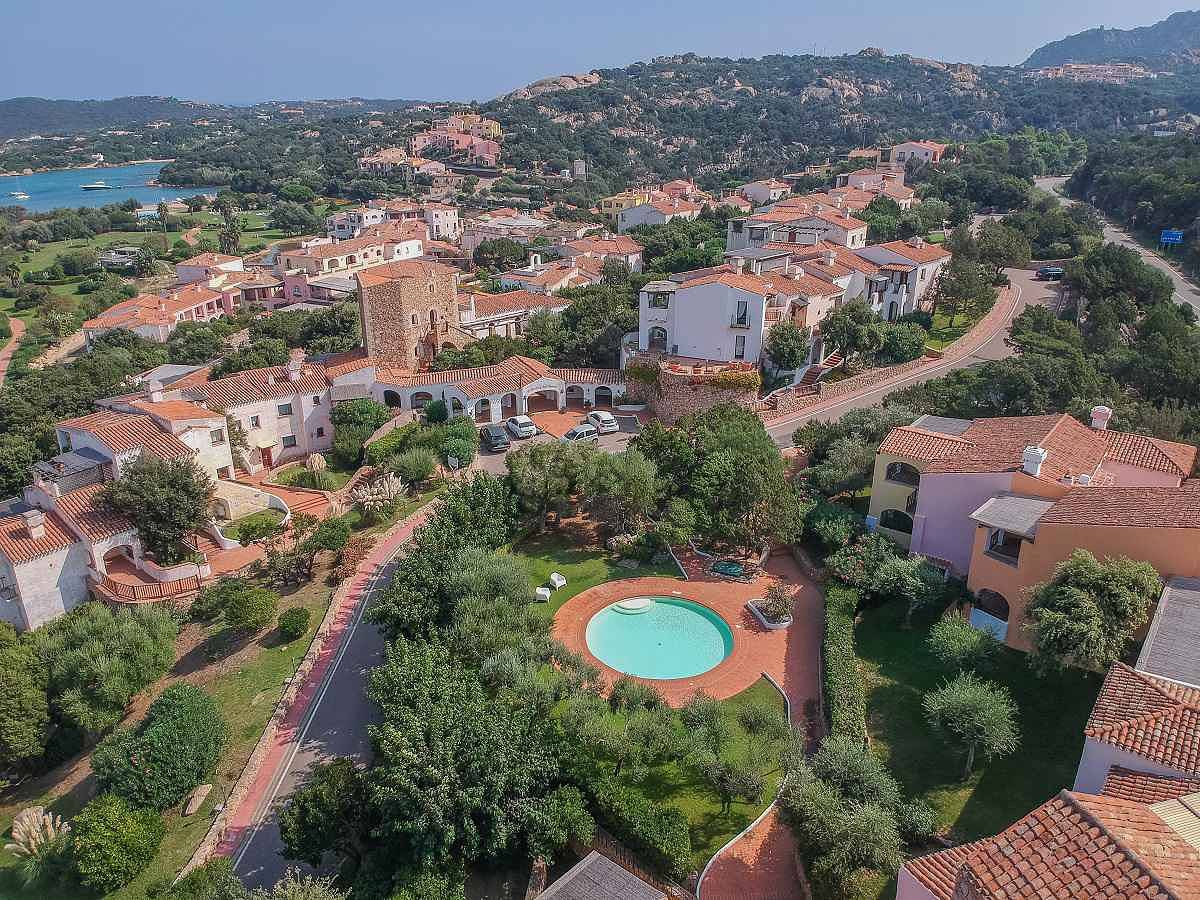 Ganze Ferienwohnung, Ferienwohnung mit Gemeinschaftspool am Meer in Liscia di Vacca, Arzachena