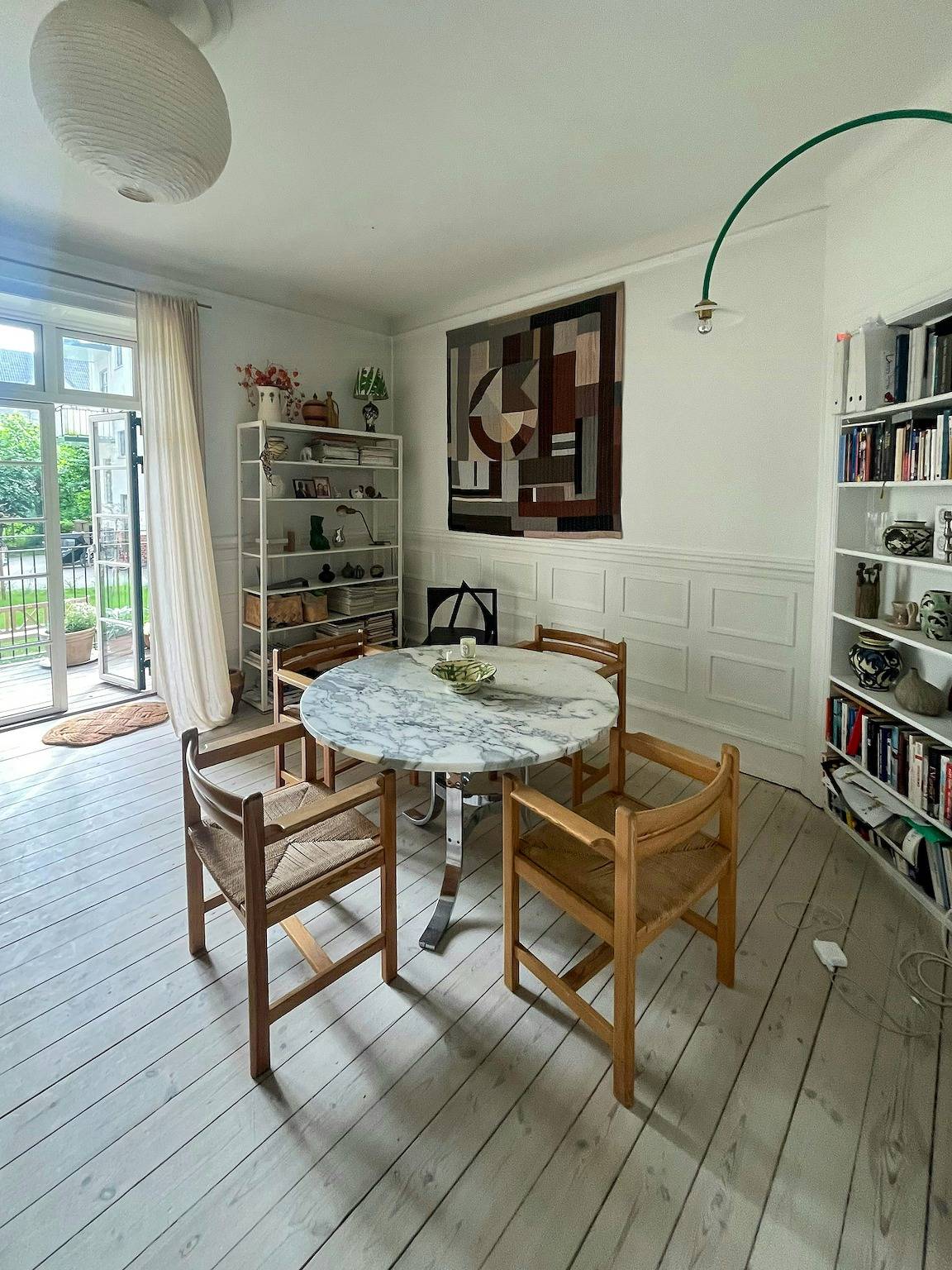 Ganze Wohnung, Elegante Wohnung mit Balkon in der Nähe der Værnedamsvej in Frederiksberg, Kopenhagen