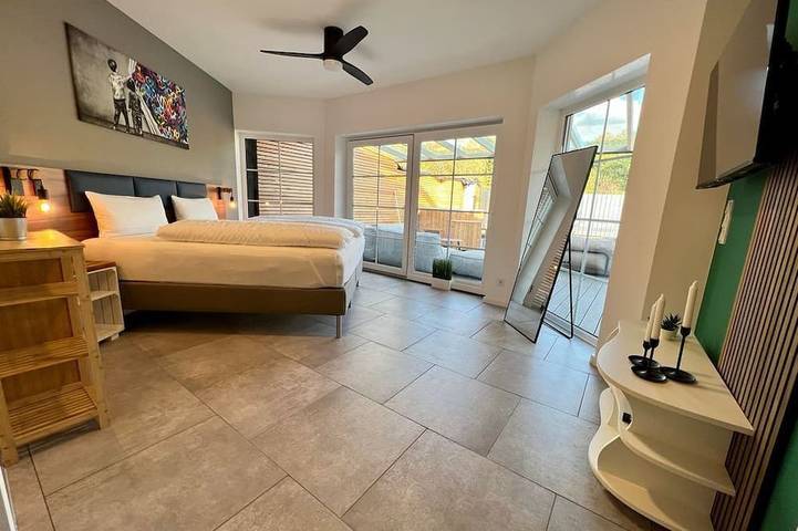 Ferienwohnung für 4 Personen, mit Whirlpool und Sauna sowie Terrasse und Garten am Bostalsee - 3