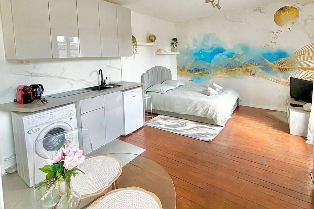 Appartement entier, Charmant studio à 4 stations de Paris in Rosny-sous-Bois, Seine-Saint-Denis