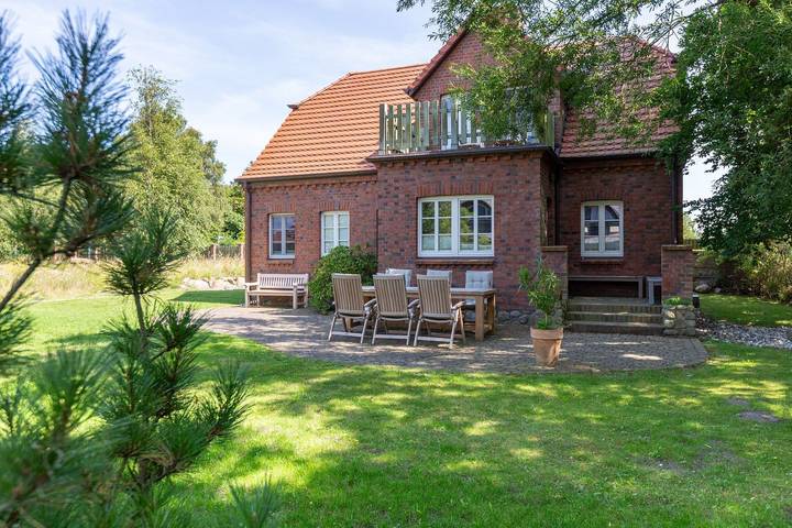 Ferienhaus für 6 Personen, mit Garten und Ausblick sowie Sauna