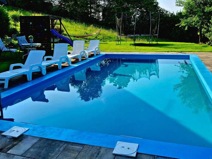 Domek letniskowy dla 4 osób, z basen i ogród oraz widok w Podkarpacie