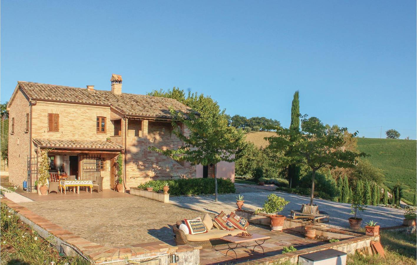 Ferienhaus für 6 Personen mit Pool in Ostra Vetere, Ancona Provinz