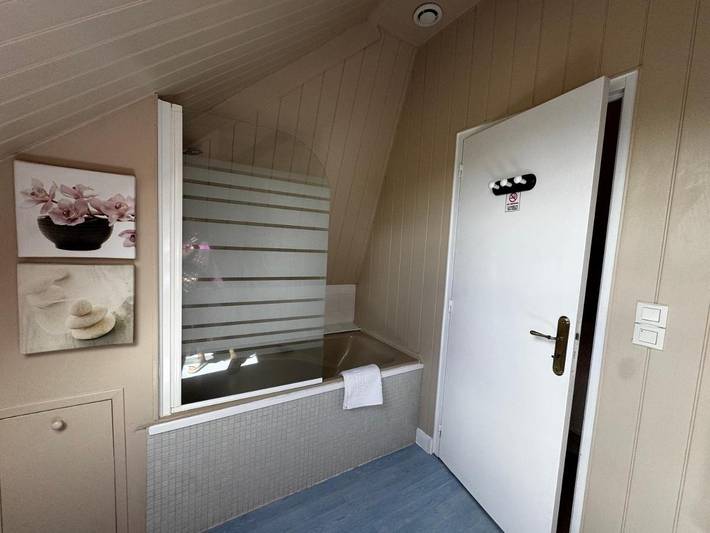 Chambre d’hôte pour 2 personnes, avec Terrasse et Jardin ainsi que Piscine et Vue en Seine-Maritime - 3
