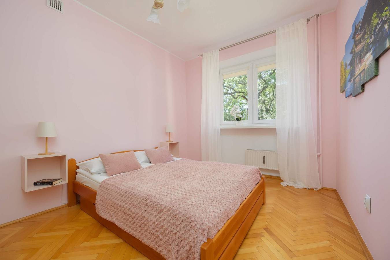 Cały apartament, Atmospheric and Spacious Apartment in Warsaw for 3 People by Noclegi Renters in Warszawa, Mazowsze