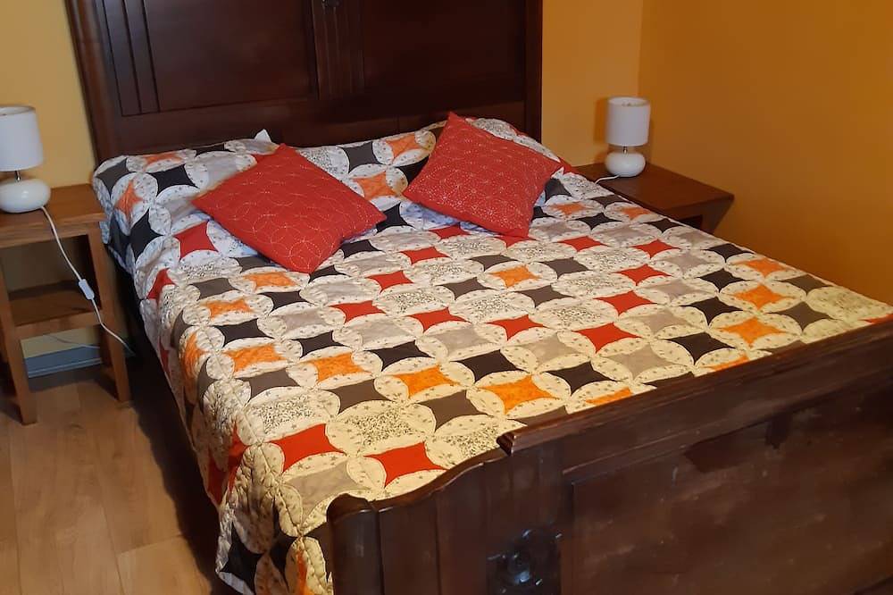Grande maison pour accueillir famille et amis.  animaux de compagnie admis in Bournazel, Aveyron