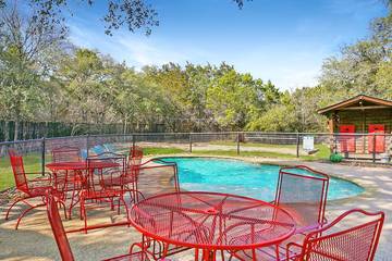 Vacation House for 6 Guests in Wimberley, Hays County, Picture 1