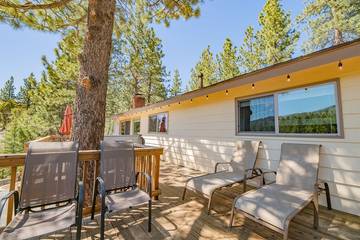 Holiday Home for 9 People in Moonridge, Big Bear Lake, Photo 1
